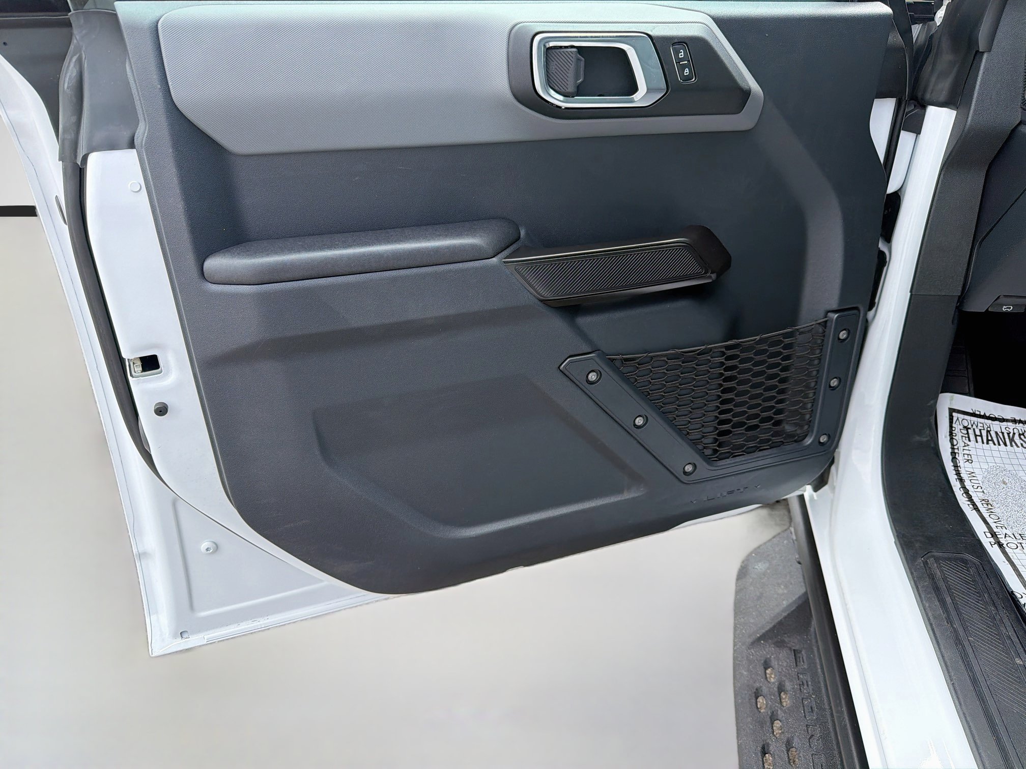 Used 2024 Ford Bronco Black Diamond AWD/4WD image 21