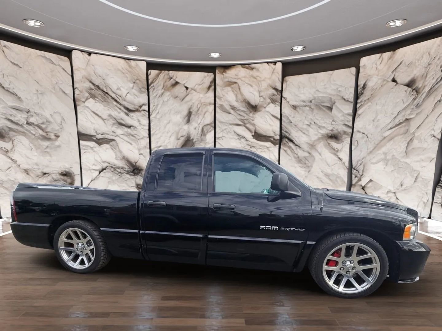 Used 2005 Dodge Ram 1500 Truck 2WD Quad Cab image 4