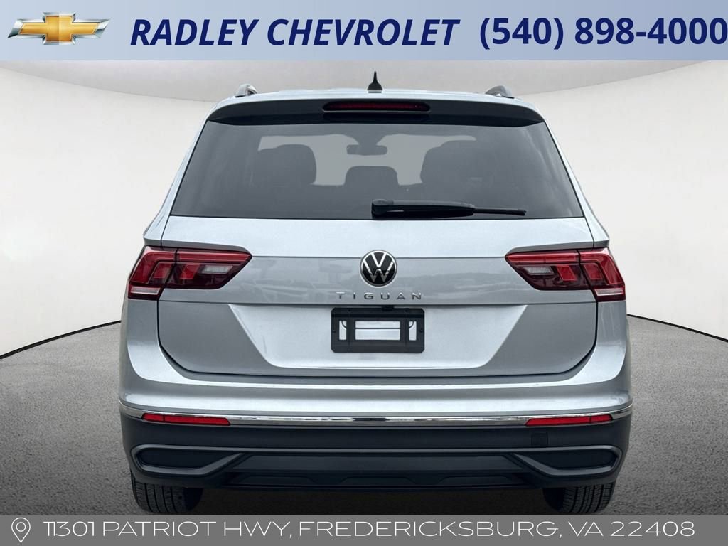 Used 2024 Volkswagen Tiguan S image 19
