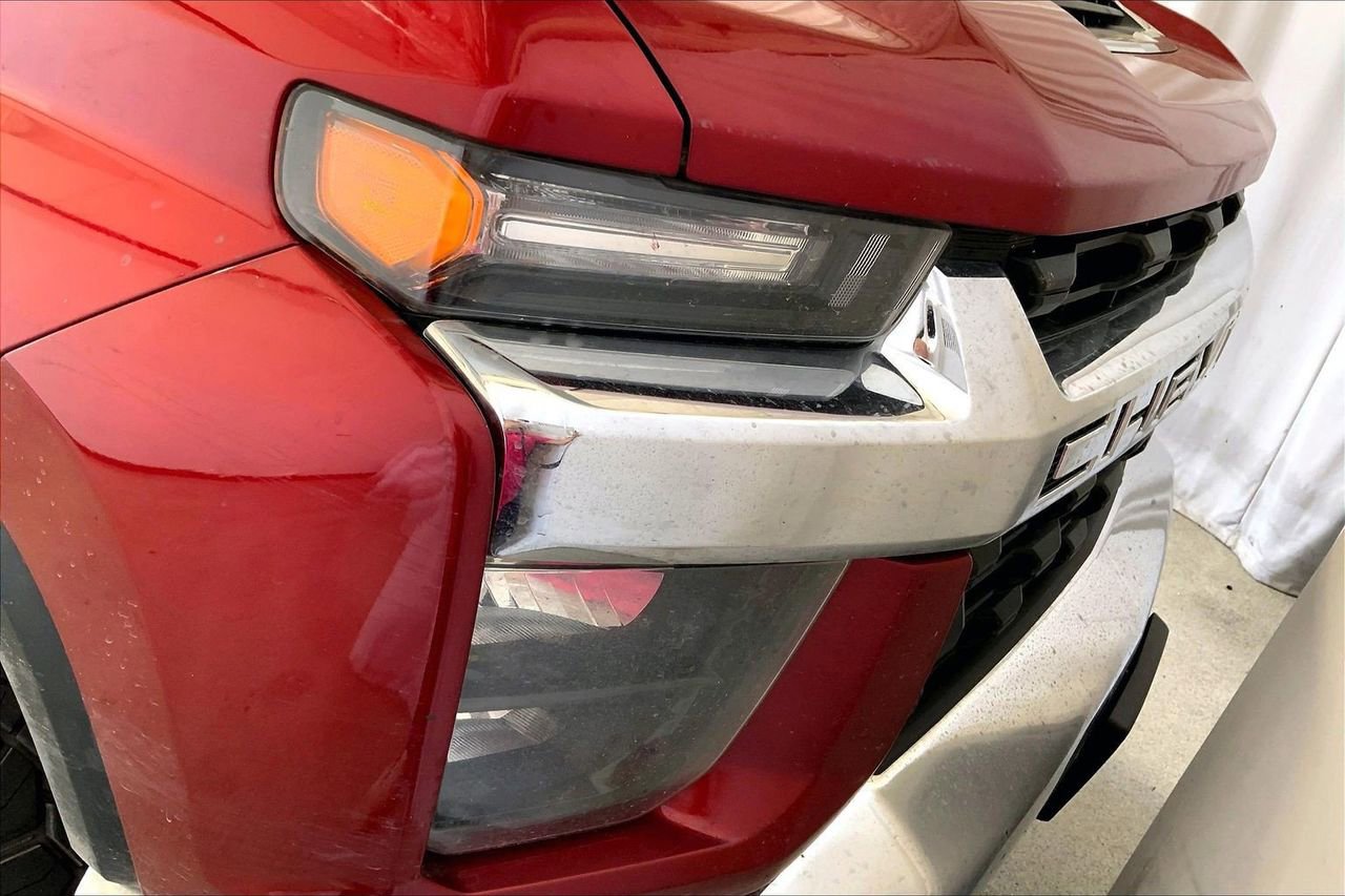 Used 2023 Chevrolet Silverado 2500 LT image 12