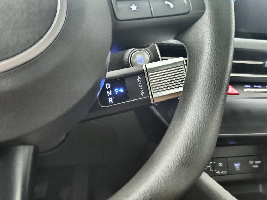 Used 2025 Hyundai Sonata SEL FWD image 30