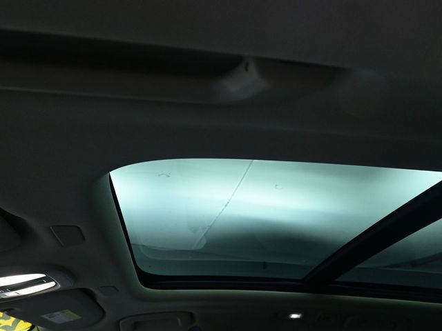 Used 2023 Volvo XC60 B5 Plus w/ Climate Package image 19