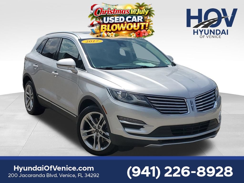 Used 2017 Lincoln MKC Reserve w/ Lincoln MKC Climate Package AWD/4WD image 1