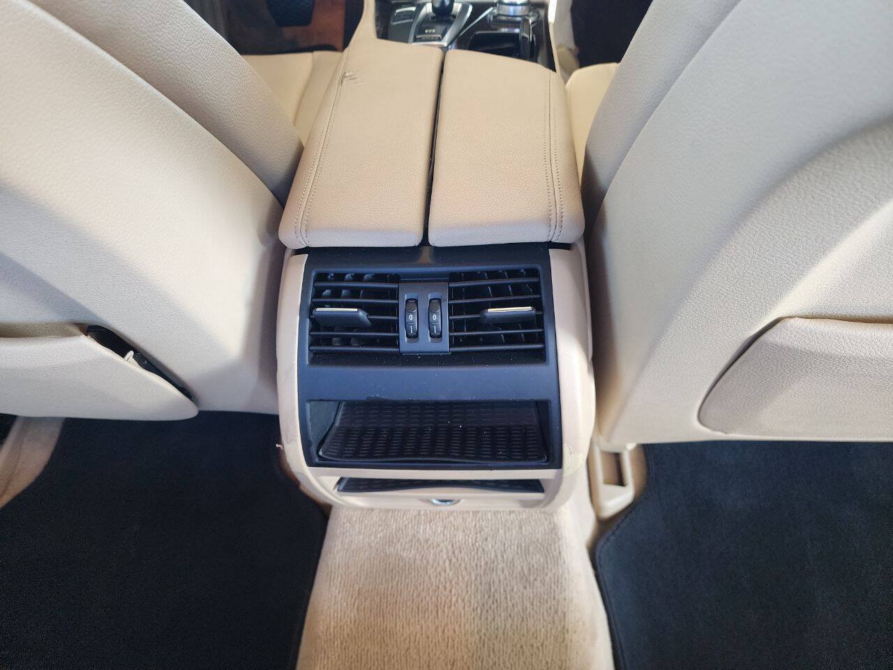 Used 2013 BMW 528i Sedan RWD image 30
