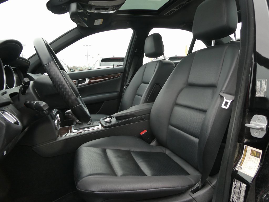 Used 2012 Mercedes-Benz C 300 4MATIC Sedan image 29