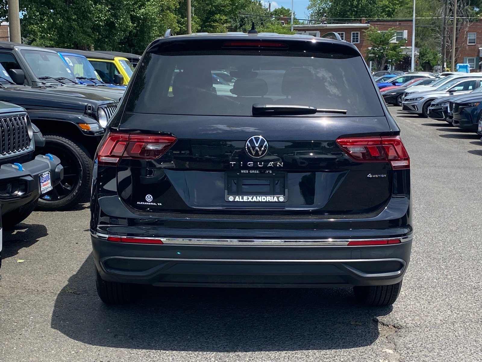 Certified 2023 Volkswagen Tiguan S AWD/4WD image 4