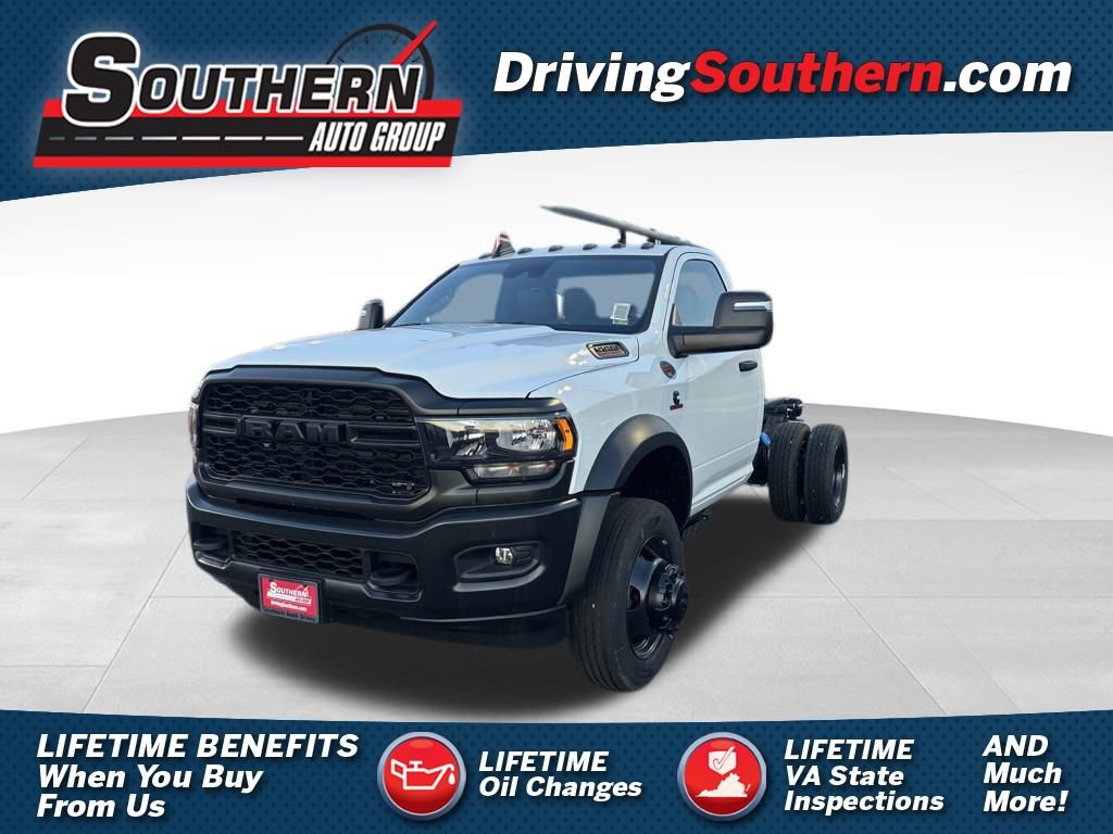 New 2024 RAM 5500 Tradesman w/ Safety Group AWD/4WD 360° Tour