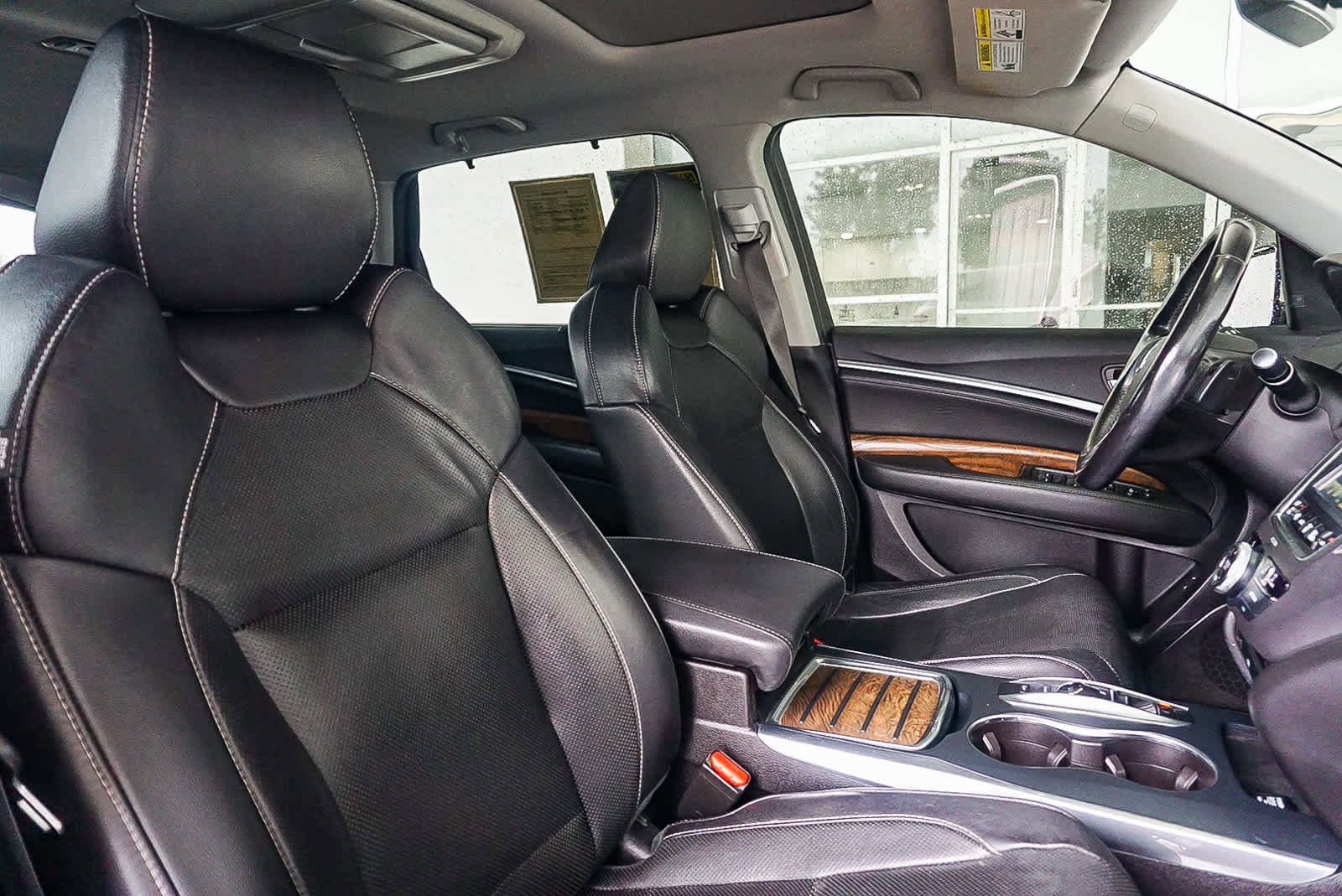 Used 2019 Acura MDX w/Technology/Entertainment Pkg image 14