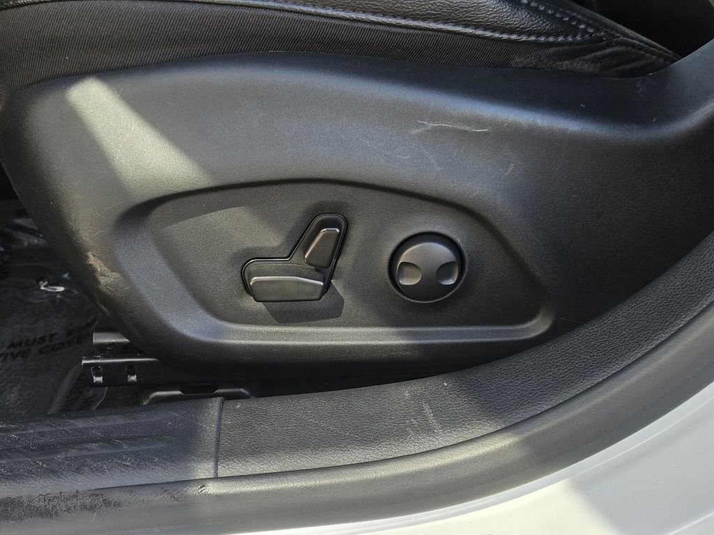 Used 2024 Jeep Compass Limited image 25