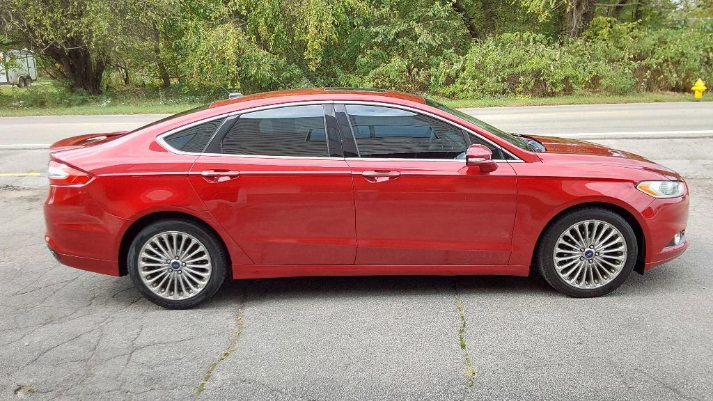 Used 2016 Ford Fusion Titanium FWD image 1