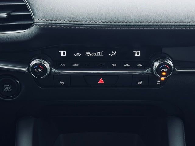 Used 2024 MAZDA MAZDA3 s image 32