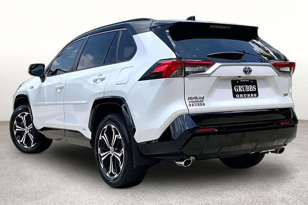 Used 2024 Toyota RAV4 XSE w/ Premium Package AWD/4WD image 16