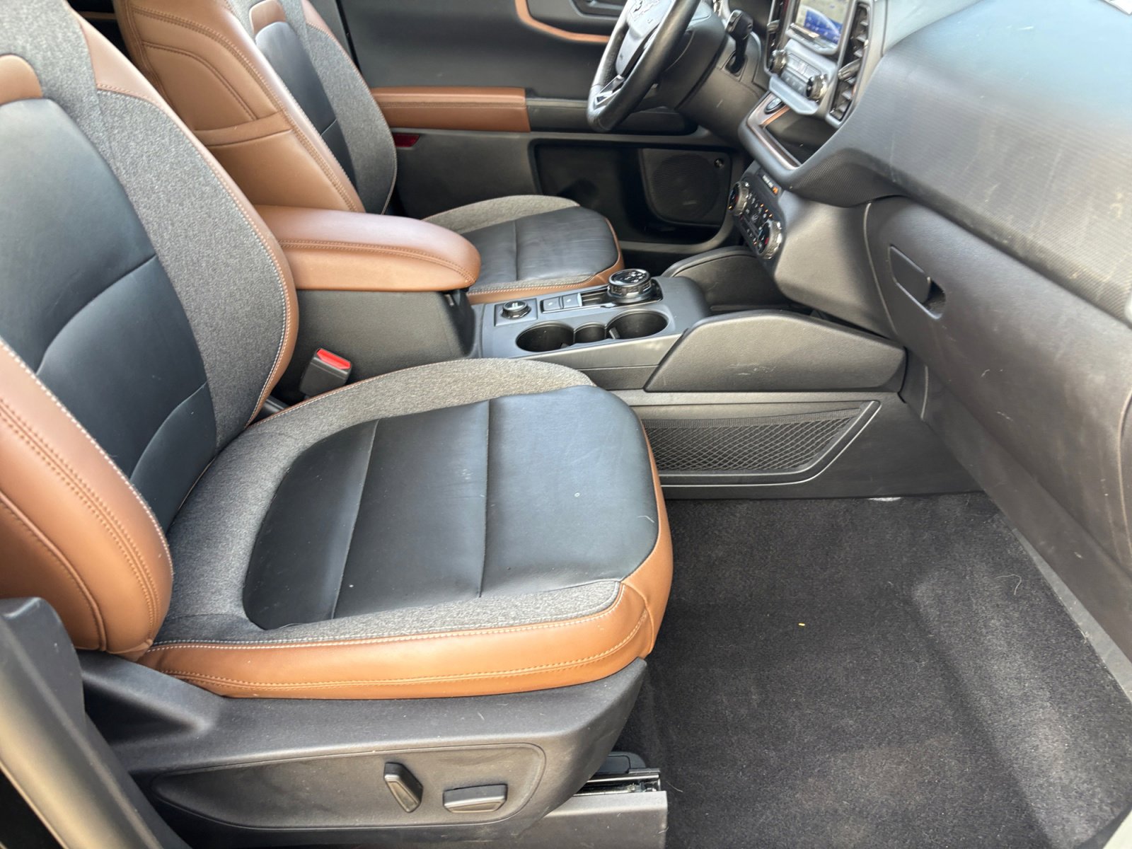 Used 2023 Ford Bronco Sport Outer Banks w/ Tech Package image 18