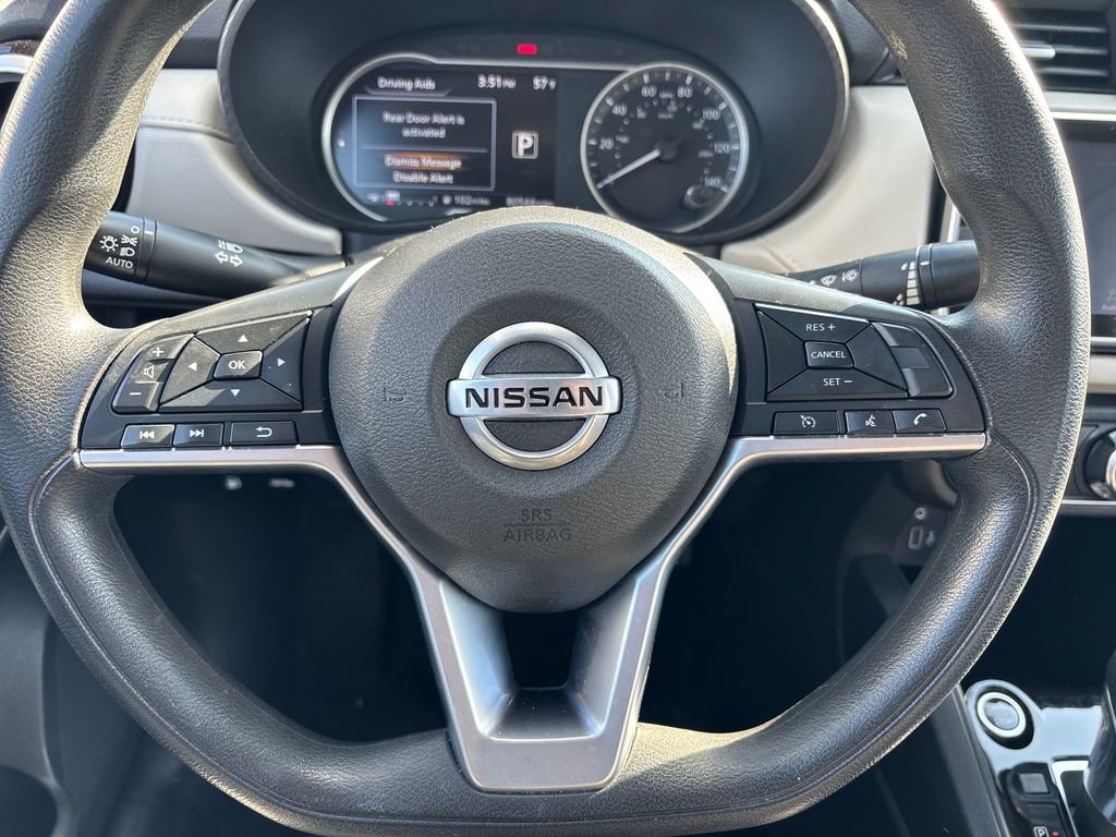 Used 2021 Nissan Versa SV image 14