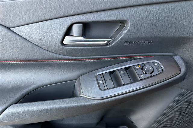 New 2027 Nissan Sentra SR w/ Floor Mat Package FWD image 11