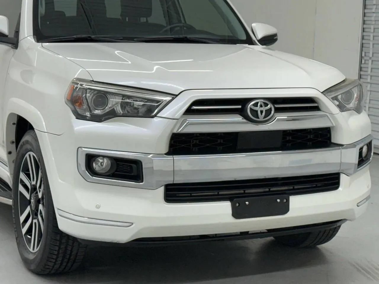 Used 2020 Toyota 4Runner Limited RWD image 45
