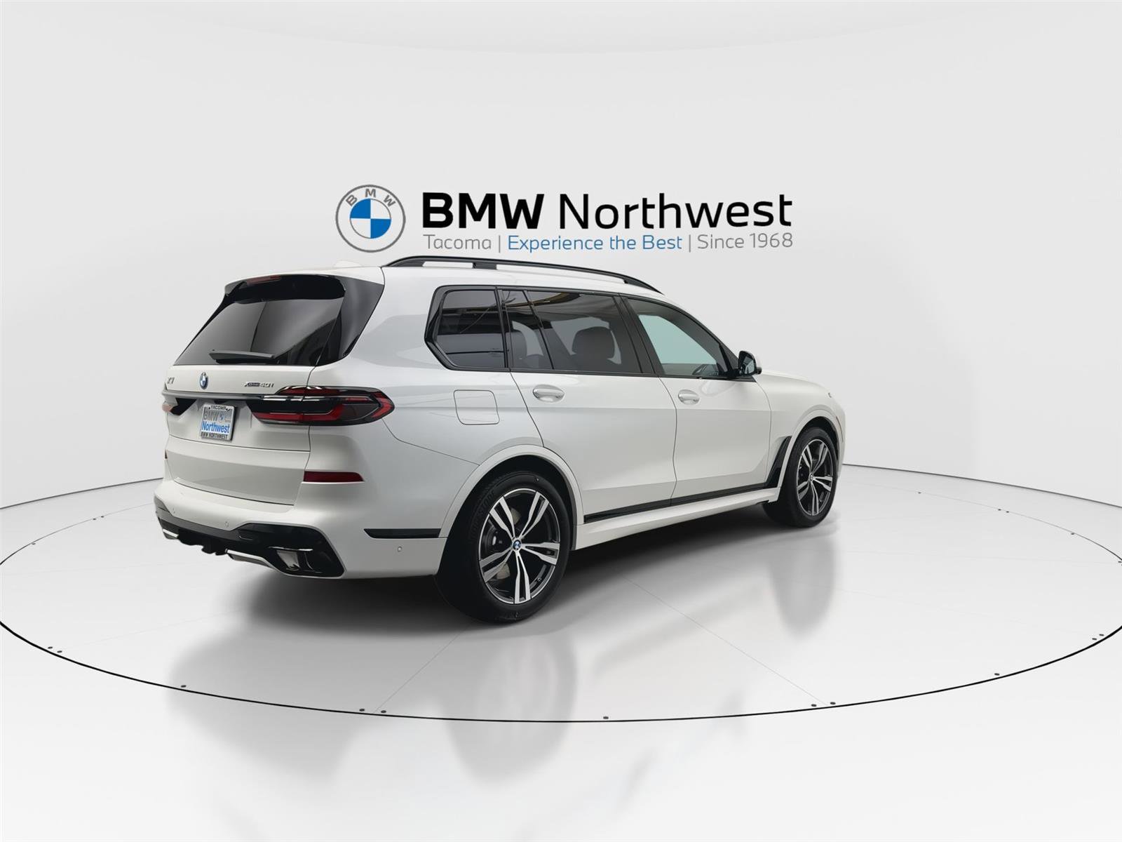 New 2026 BMW X7 xDrive40i w/ M Sport Package image 3