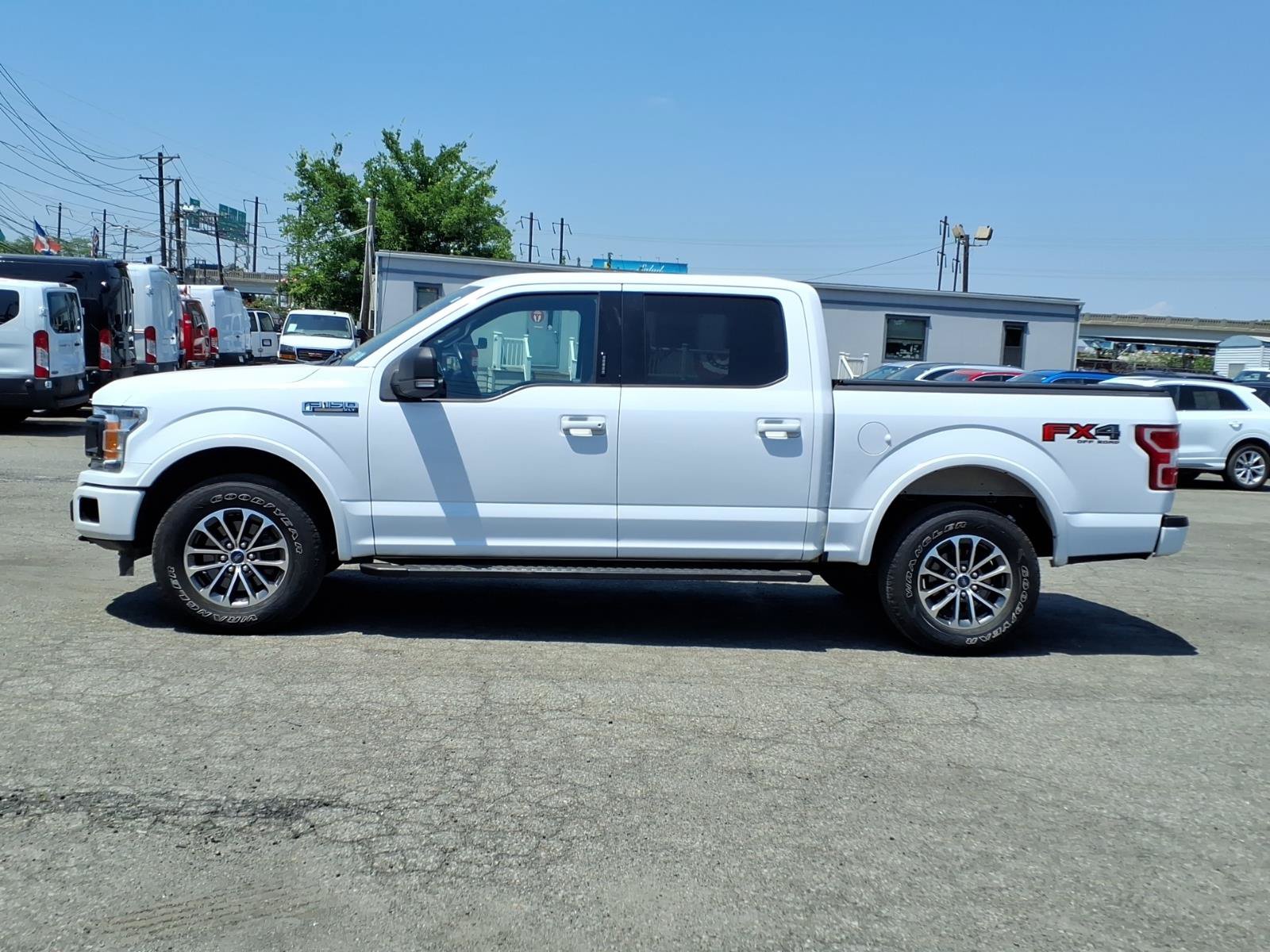Used 2019 Ford F150 XLT w/ Equipment Group 302A Luxury AWD/4WD image 4
