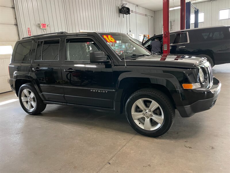 Used 2016 Jeep Patriot Latitude FWD image 5