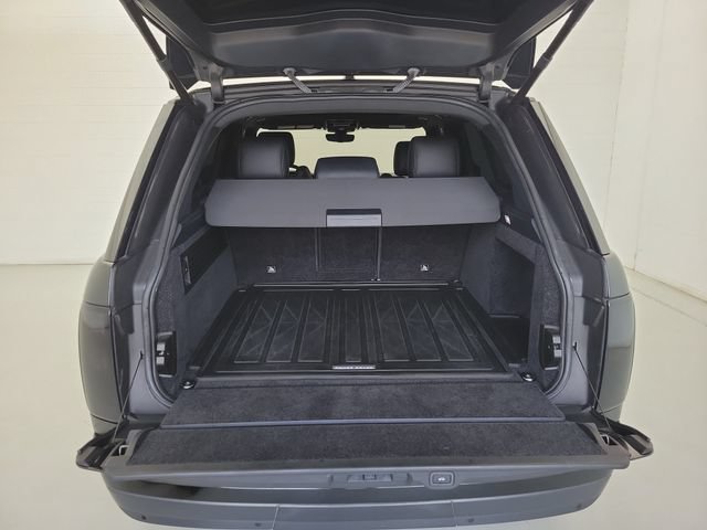 Used 2017 Land Rover Range Rover AWD/4WD image 9