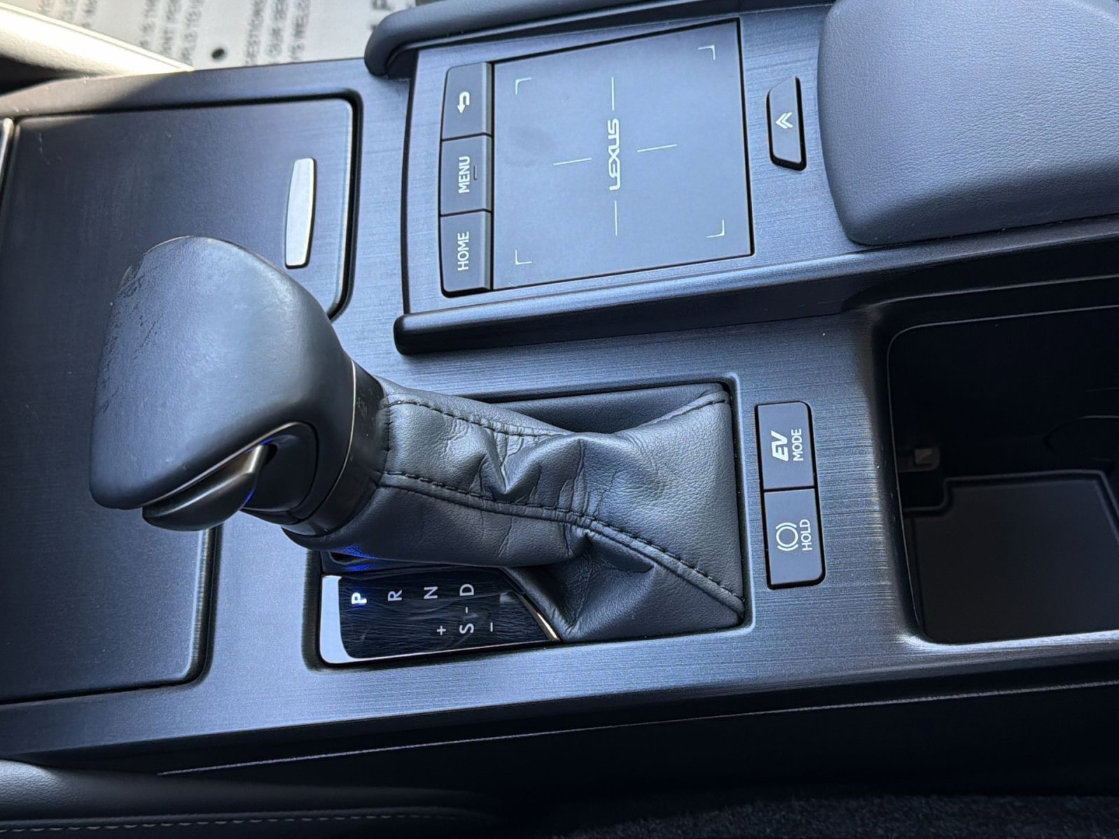 Used 2022 Lexus ES 300h w/ Premium Package image 21