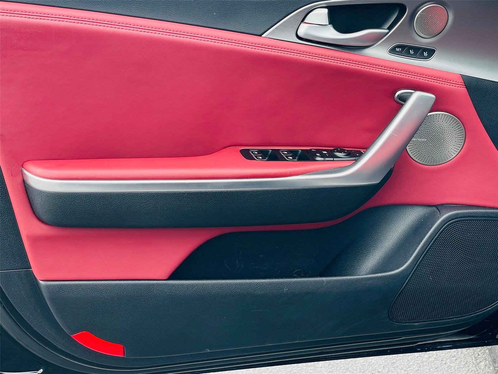 Used 2021 Kia Stinger GT1 RWD image 14