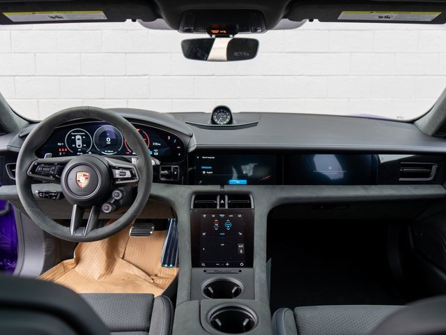 New 2025 Porsche Taycan GTS image 22