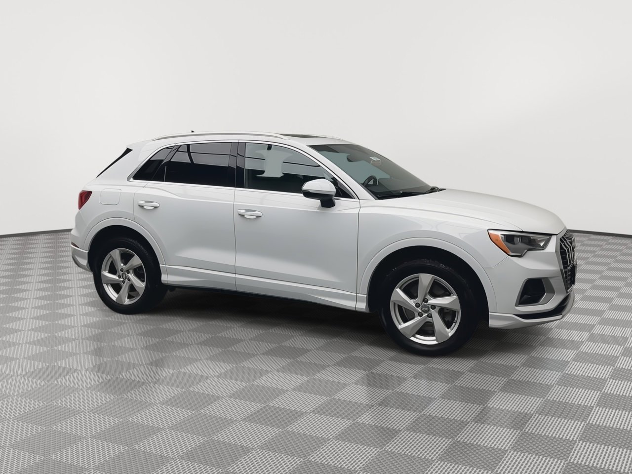 Used 2019 Audi Q3 2.0T Premium image 38