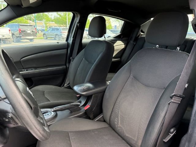 Used 2014 Dodge Avenger SE w/ Rallye Appearance Group image 12