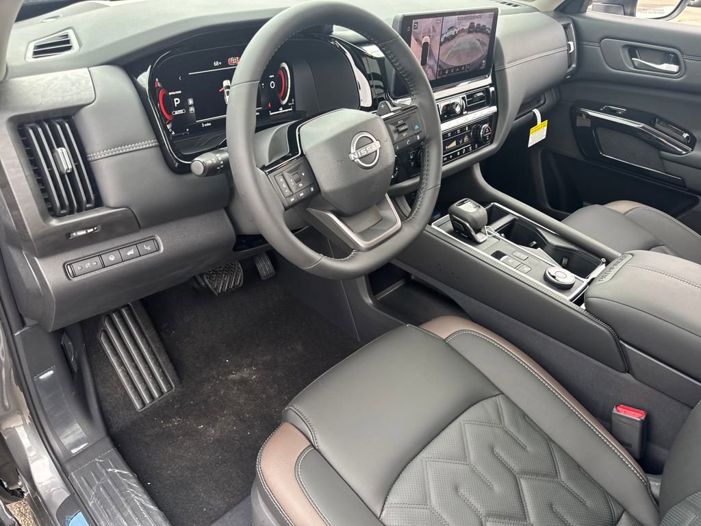 New 2026 Nissan Pathfinder Platinum image 19