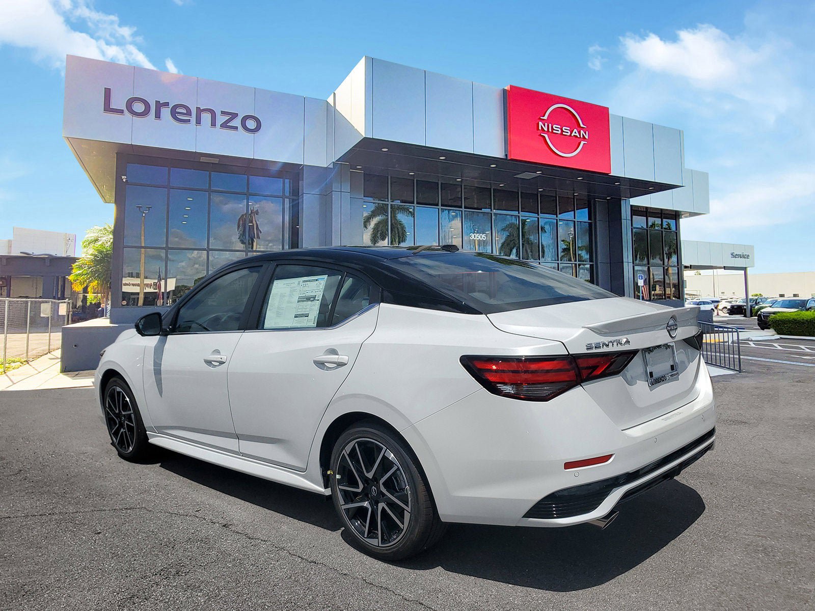 New 2025 Nissan Sentra SR w/ SR Premium Package FWD image 6