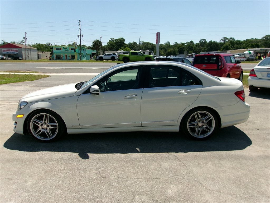 Used 2012 Mercedes-Benz C 300 4MATIC Sedan w/ Lighting Pkg