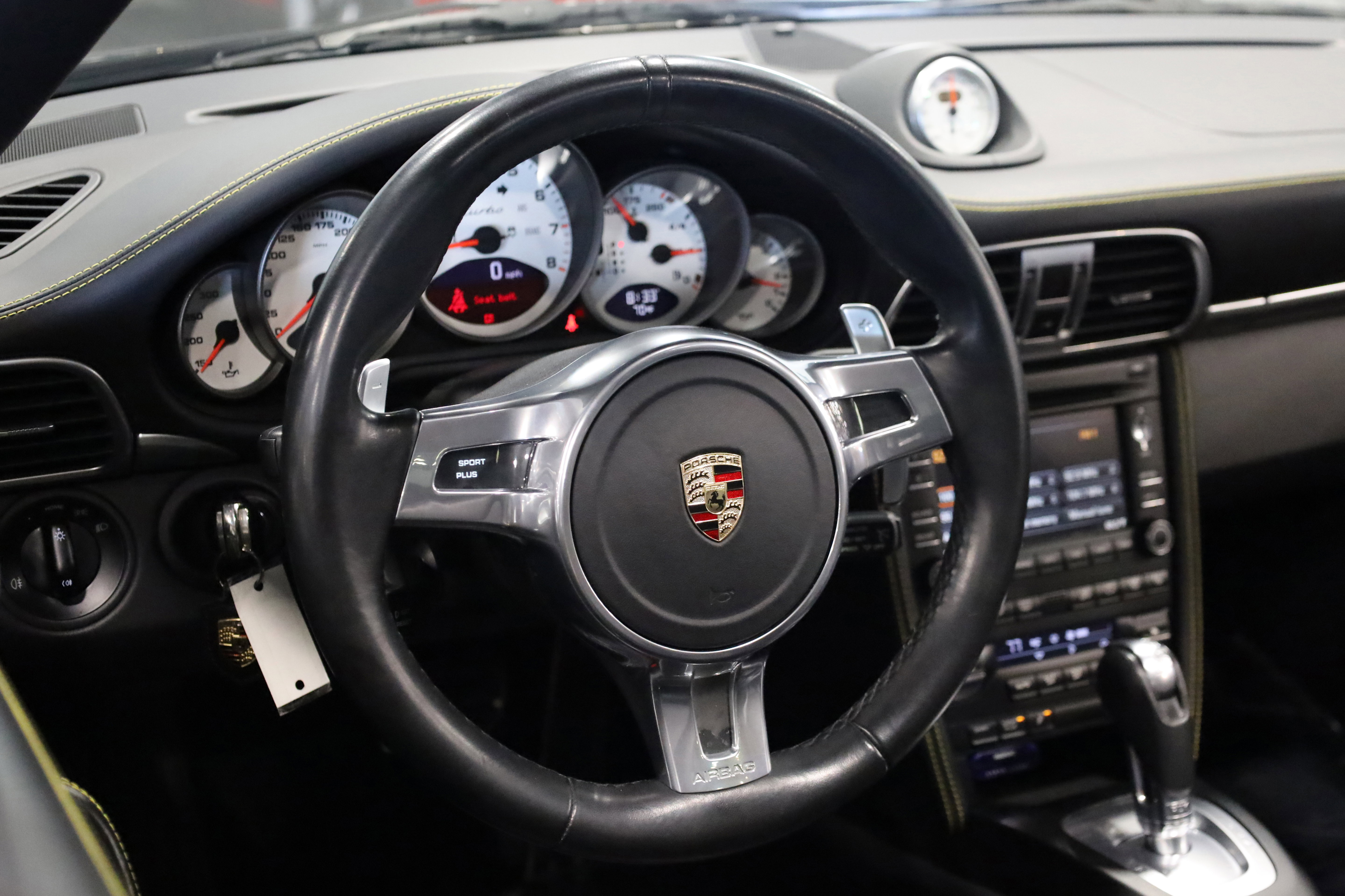 Used 2011 Porsche 911 Turbo image 29