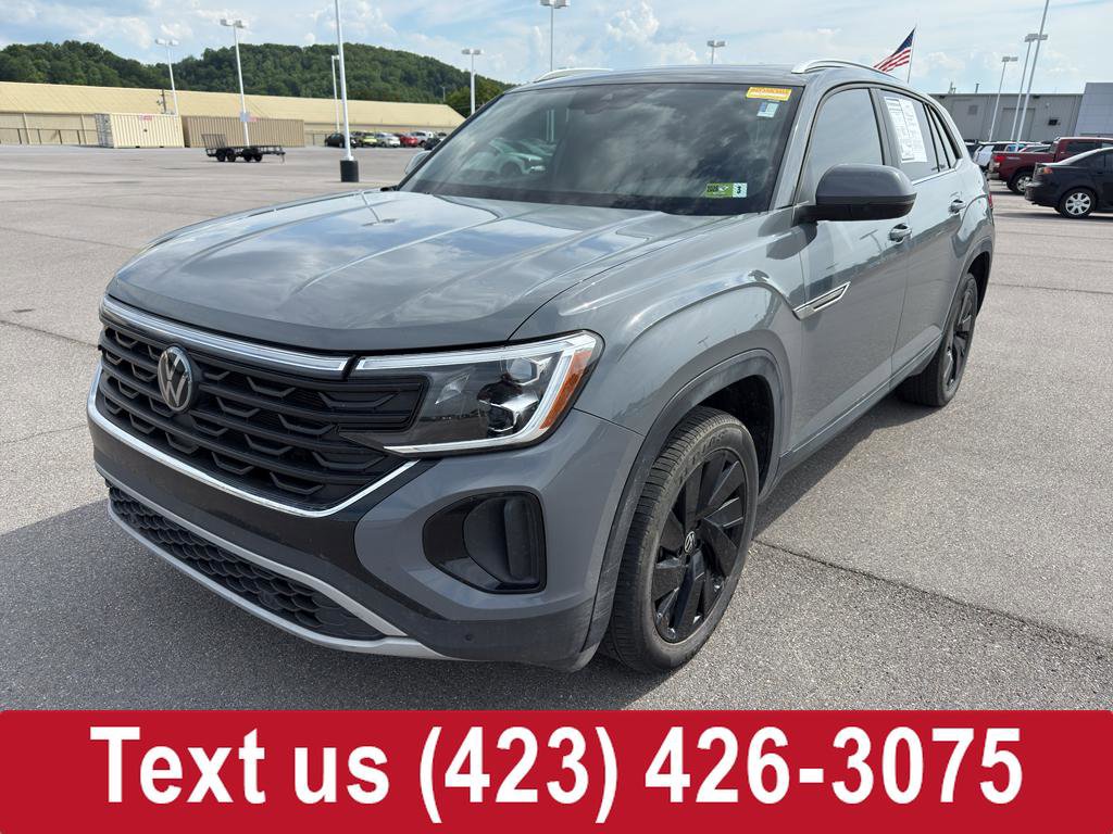 Used 2024 Volkswagen Atlas Cross Sport SE w/ Panoramic Sunroof Package AWD/4WD image 1