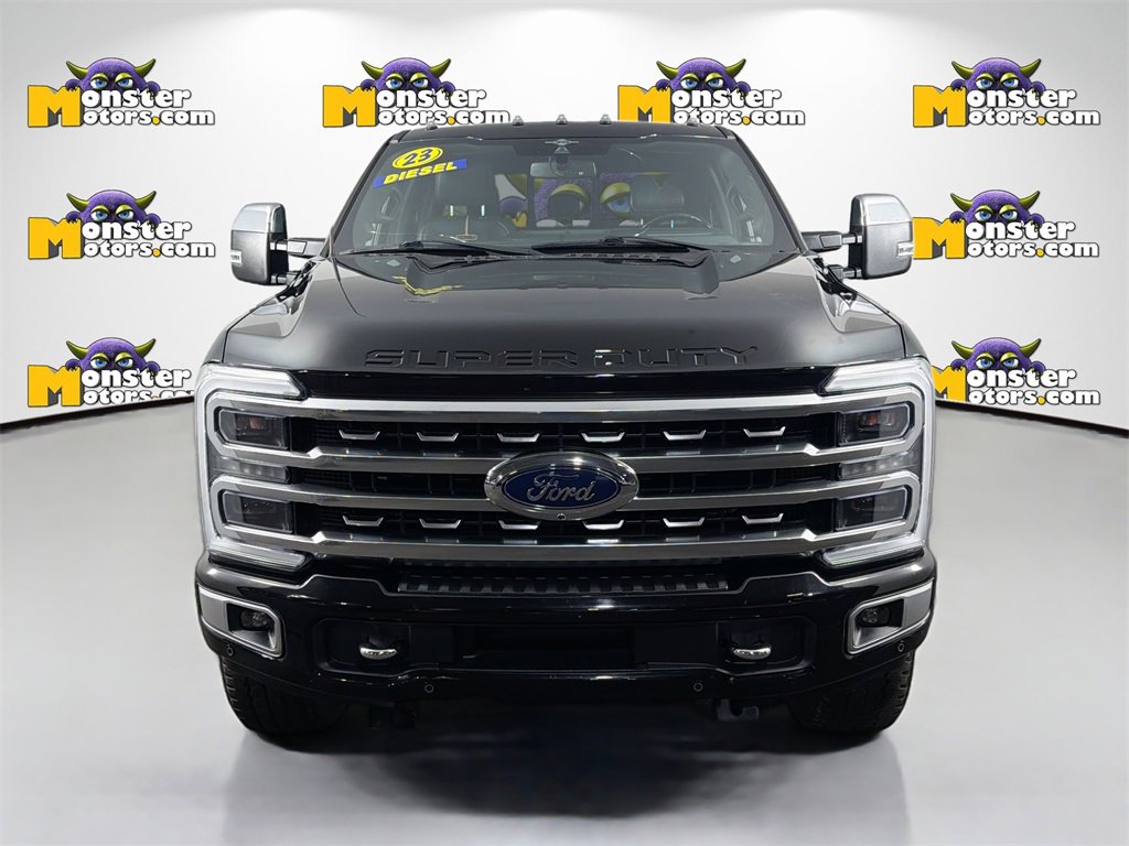 Used 2023 Ford F350 Platinum image 2