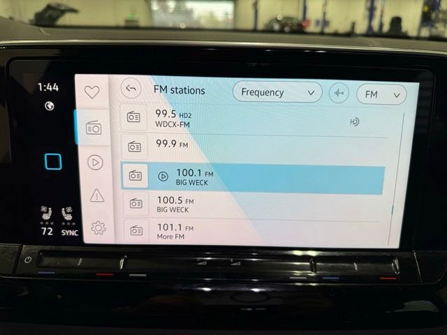 Certified 2024 Volkswagen Atlas Cross Sport SE image 16