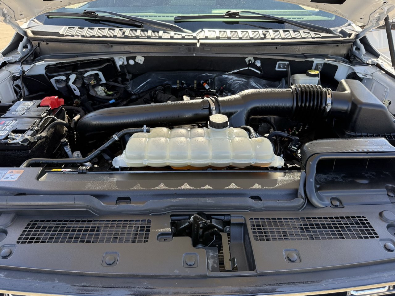 Certified 2024 Ford Expedition Limited RWD image 30