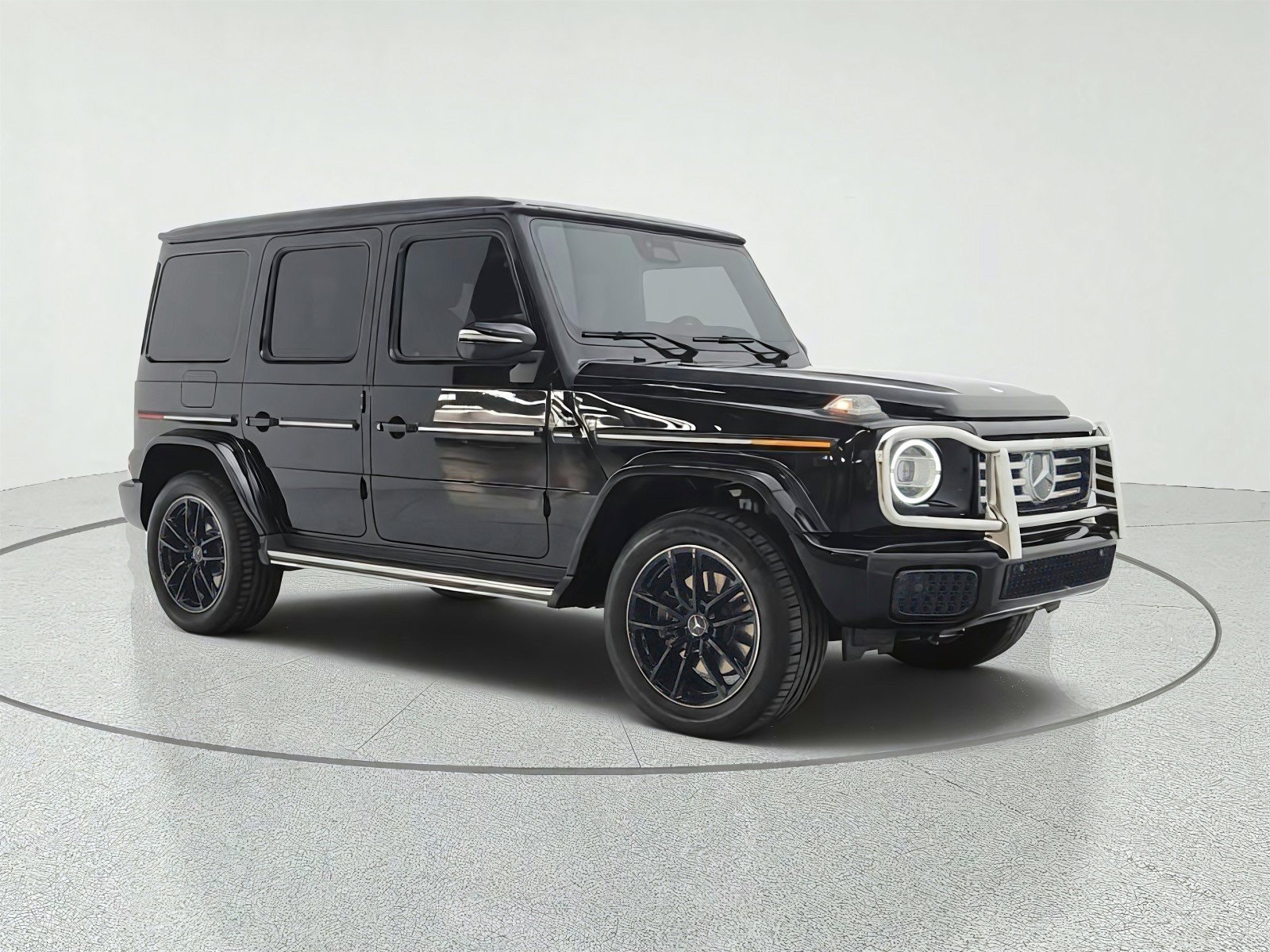 Used 2025 Mercedes-Benz G 550 image 3