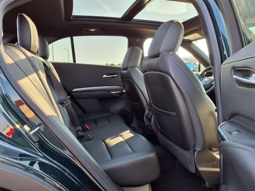 Used 2024 Cadillac XT4 Premium Luxury w/ Cold Weather Package AWD/4WD image 27