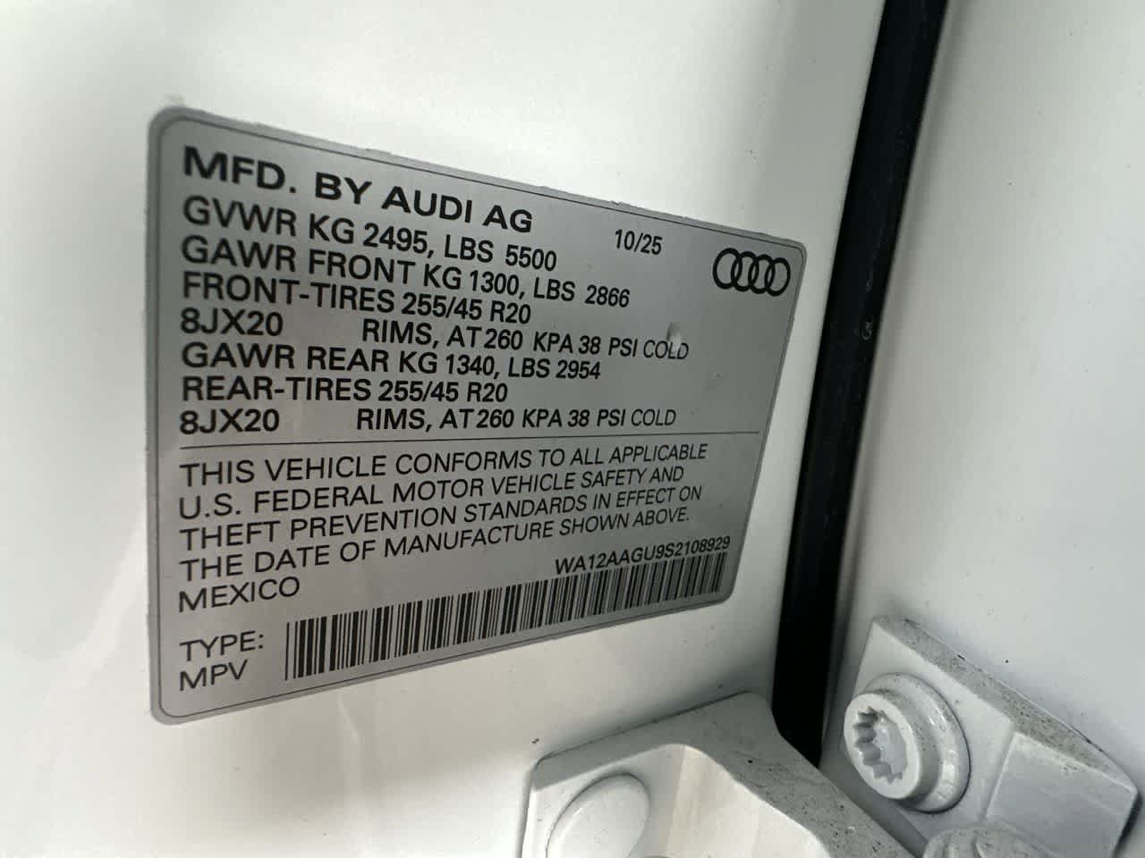 Used 2025 Audi Q5 Premium Plus AWD/4WD image 29