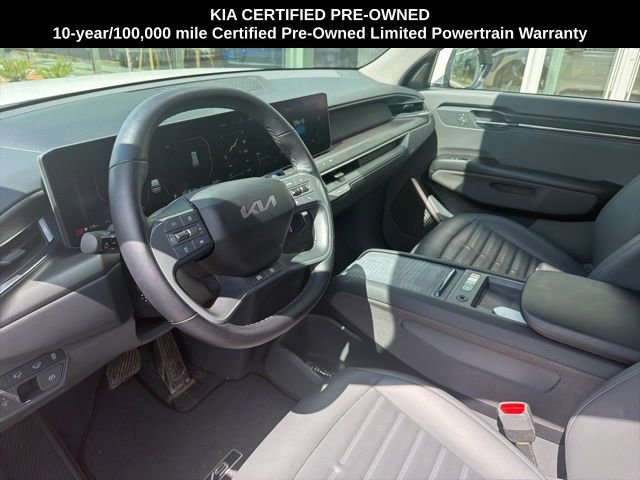 Certified 2024 Kia EV9 Land image 16