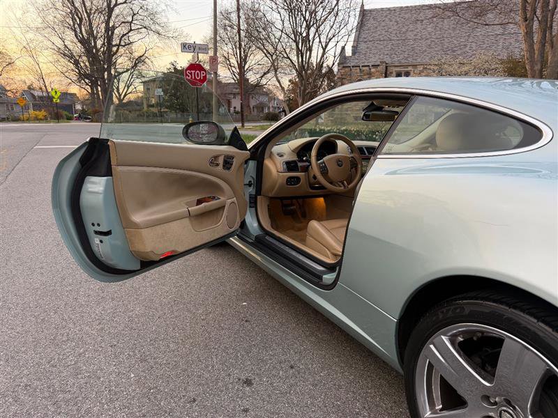 Used 2008 Jaguar XK Coupe image 20