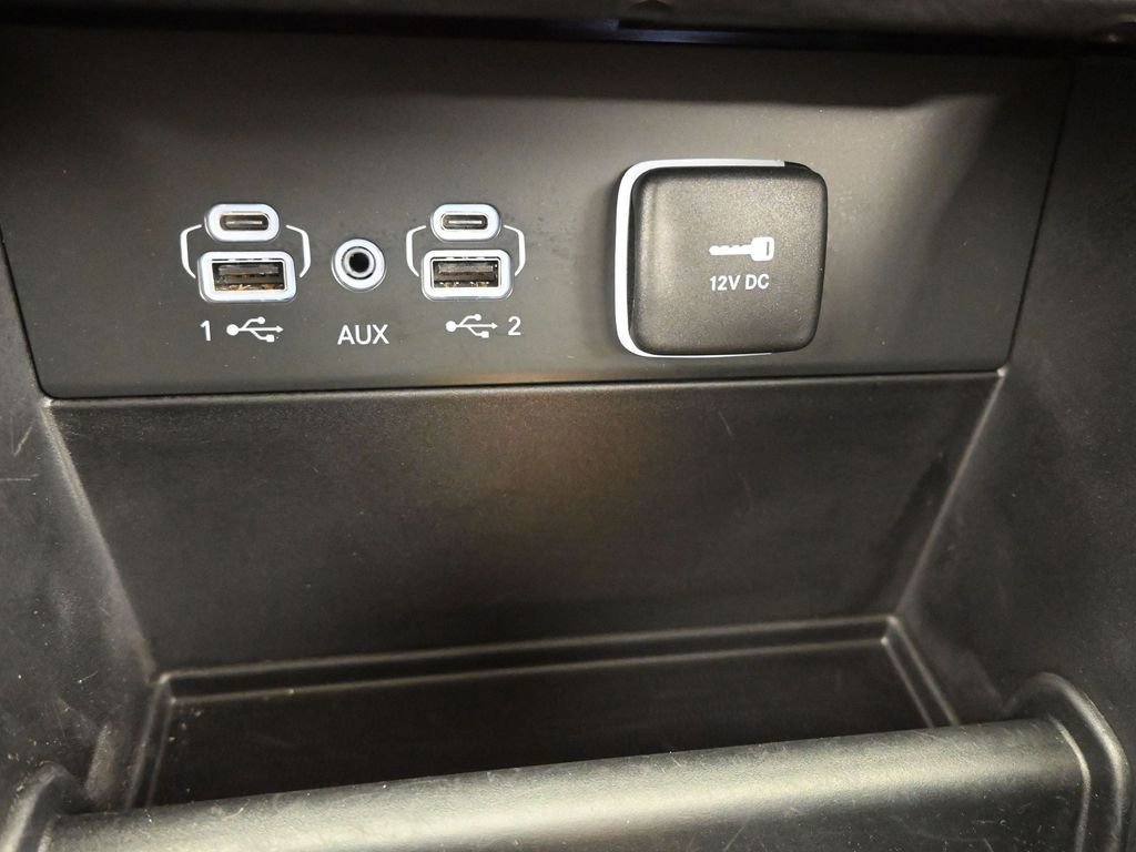 Used 2024 Jeep Grand Cherokee Limited w/ Trailer Tow Package image 39