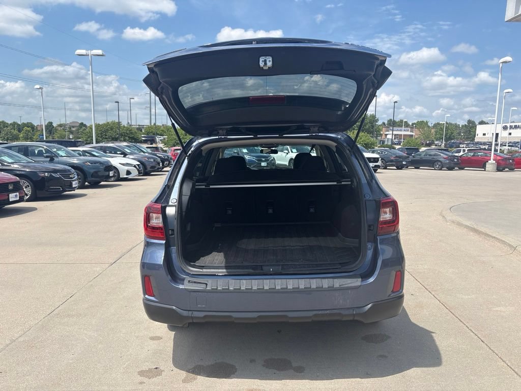Used 2017 Subaru Outback 2.5i Premium AWD/4WD image 36