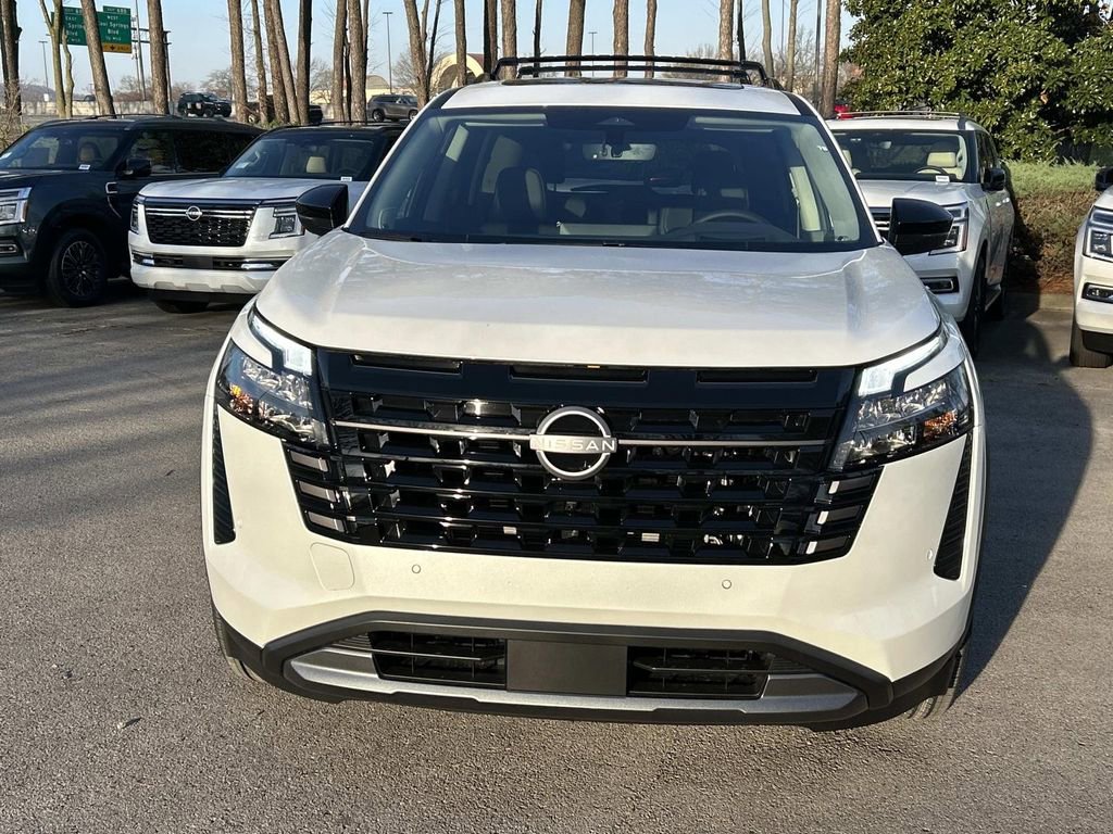 New 2026 Nissan Pathfinder Platinum AWD/4WD image 2