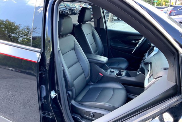 Used 2024 GMC Terrain SLT AWD/4WD image 6