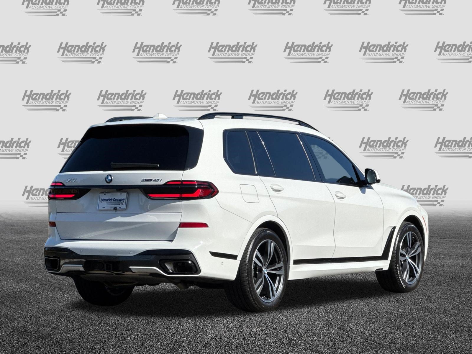 Used 2024 BMW X7 xDrive40i w/ Executive Package AWD/4WD image 5
