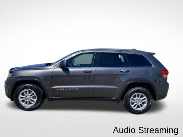 Used 2019 Jeep Grand Cherokee Laredo w/ Security & Convenience Group AWD/4WD image 2
