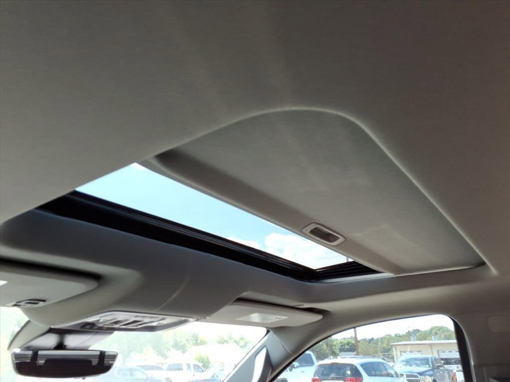 New 2026 GMC Sierra 1500 Denali w/ Denali Reserve Package image 14