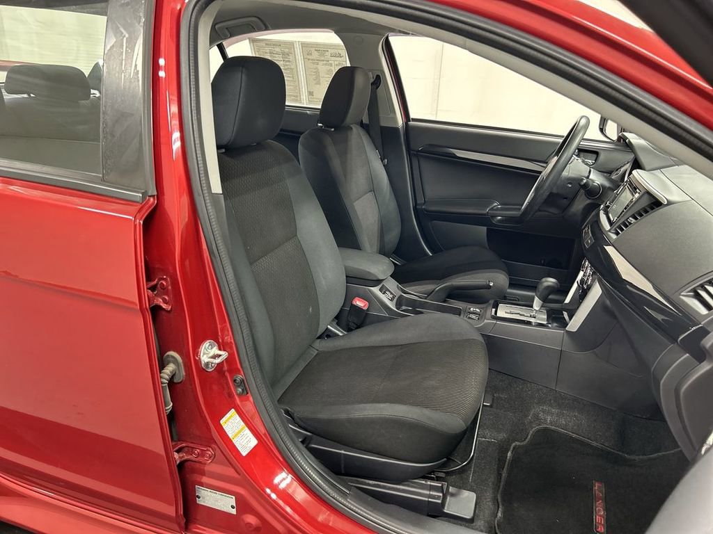 Used 2017 Mitsubishi Lancer SE image 22
